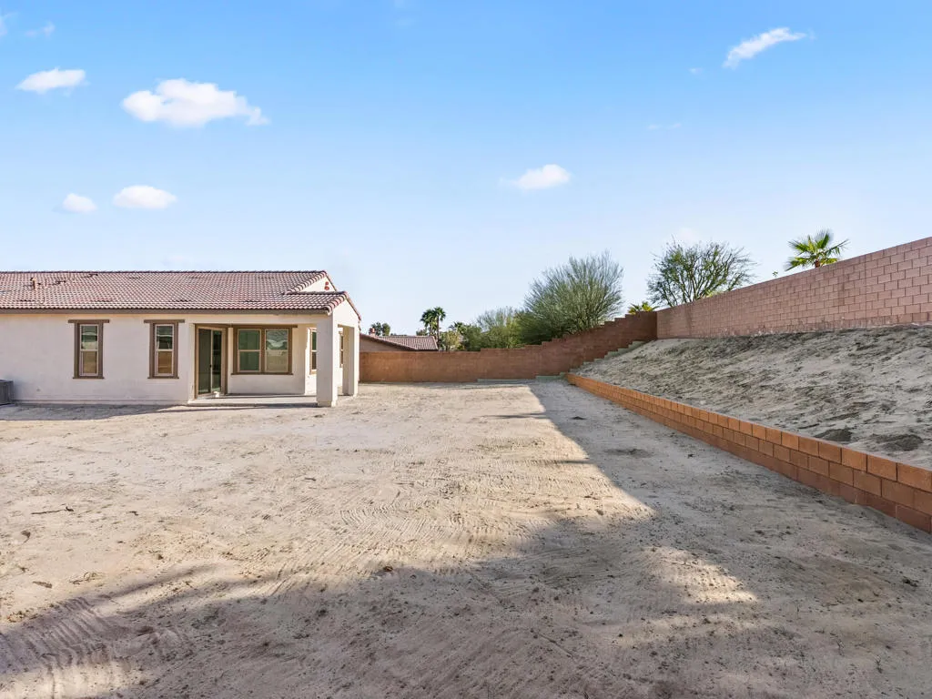 73745 Henri Drive, Palm Desert, California 92211 home-pic-25