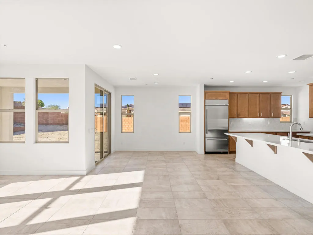 73745 Henri Drive, Palm Desert, California 92211 home-pic-9
