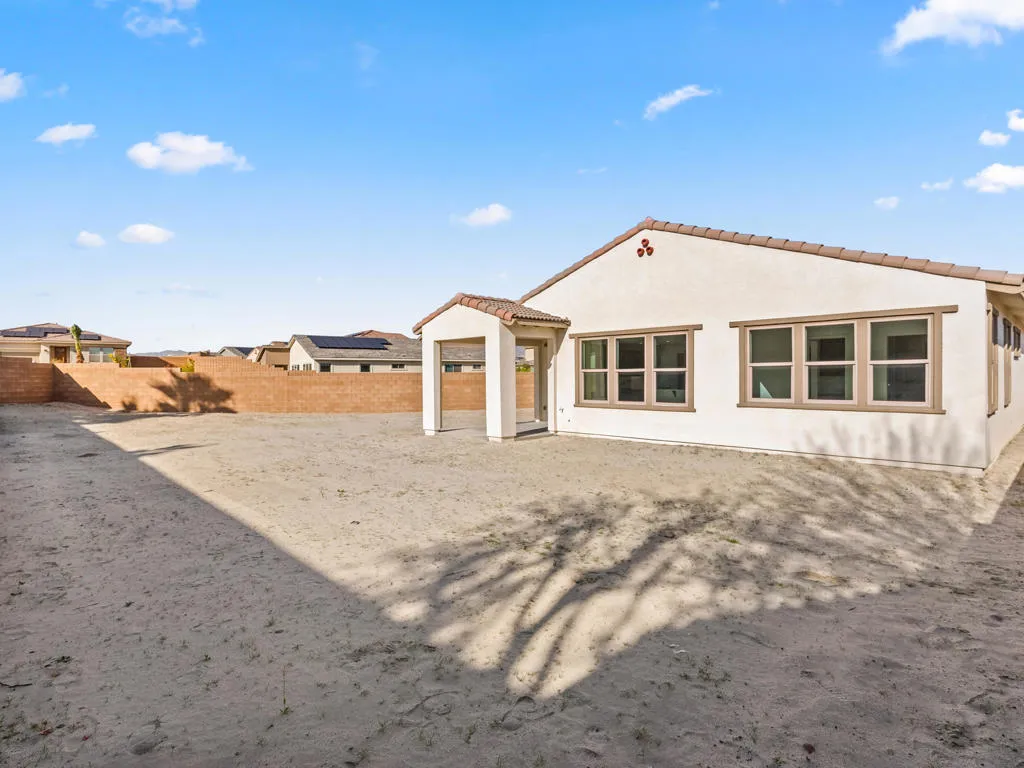 73745 Henri Drive, Palm Desert, California 92211 home-pic-12