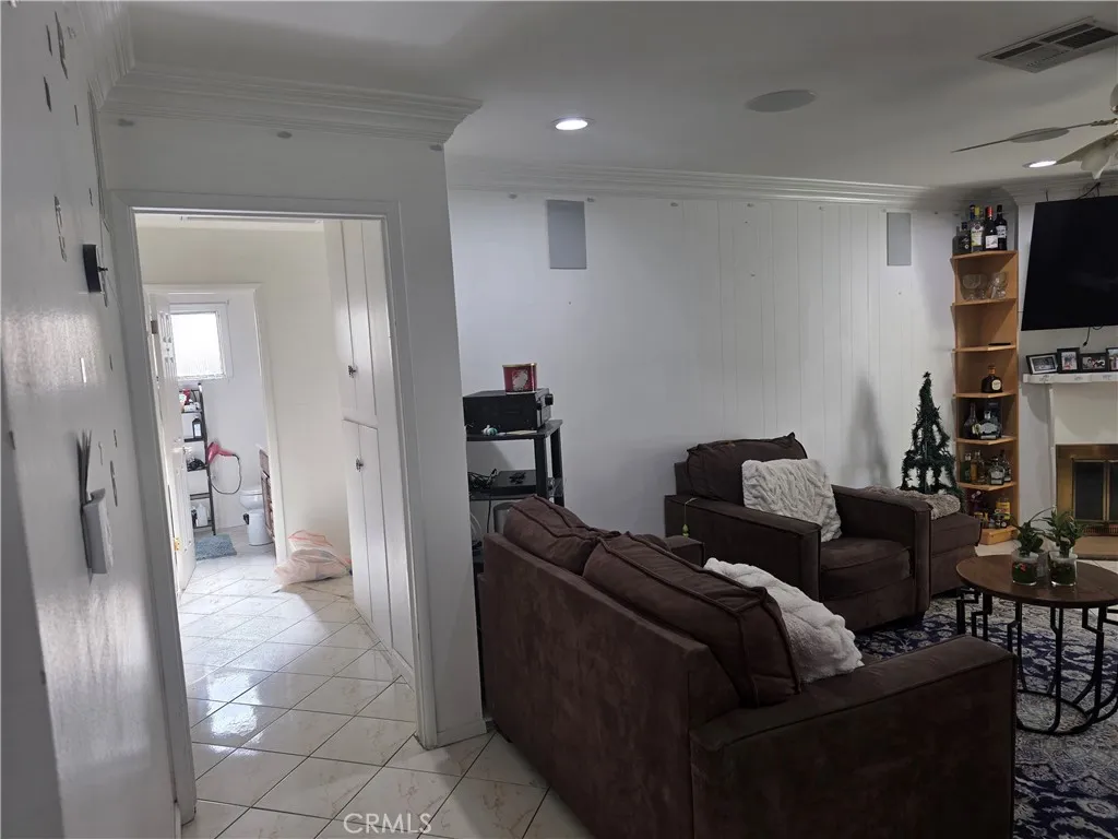 6435 Aldea Avenue, Van Nuys, California 91406 home-pic-4