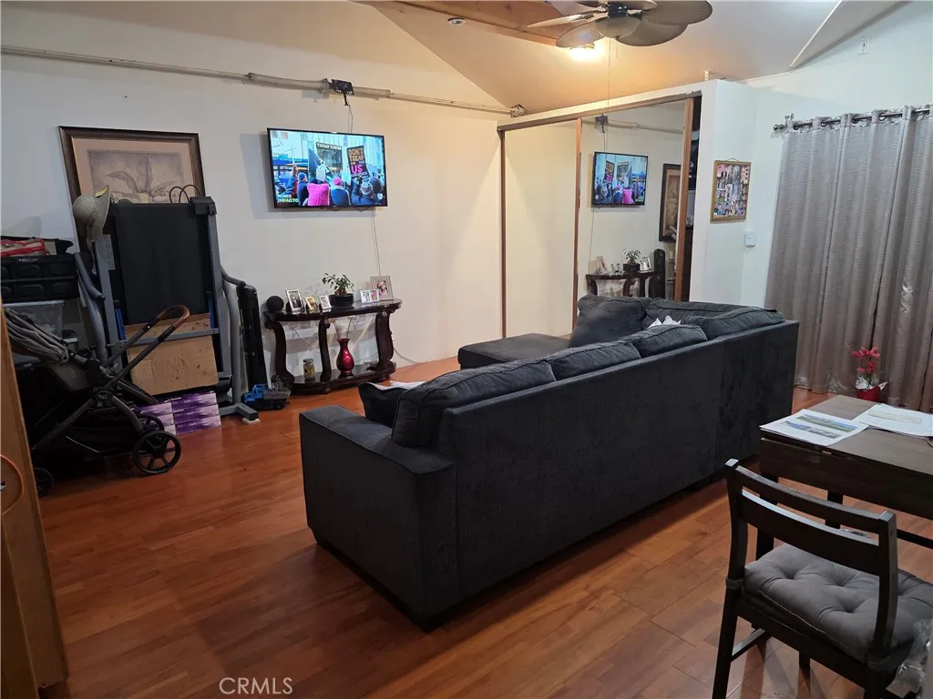 6435 Aldea Avenue, Van Nuys, California 91406 home-pic-7