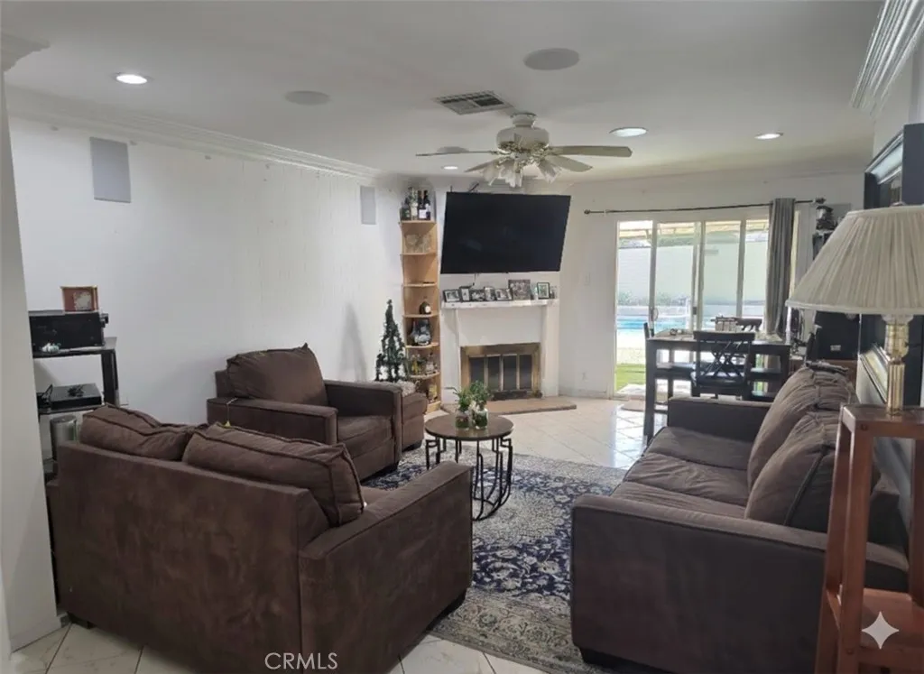 6435 Aldea Avenue, Van Nuys, California 91406 home-pic-3