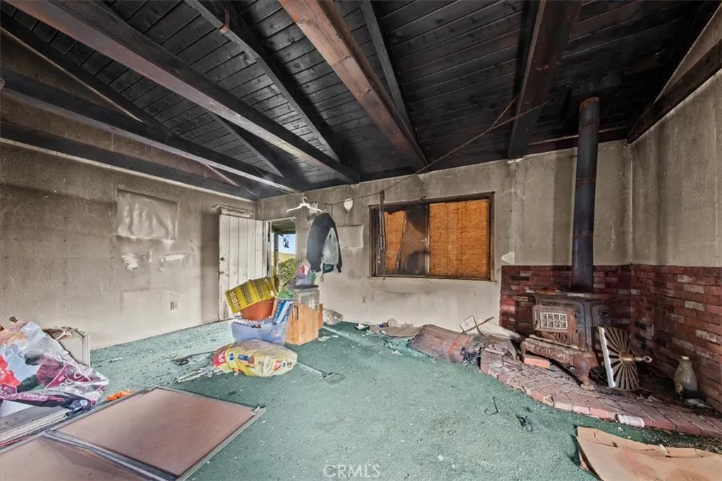 32301 Angeles Forest, Palmdale, California 93550 home-pic-9