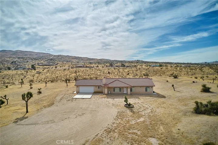 25625 Rancho, Apple Valley, California 92308