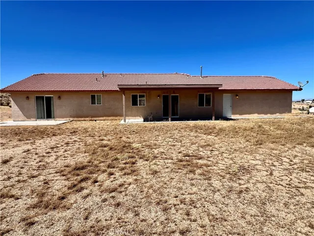 25625 Rancho, Apple Valley, California 92308