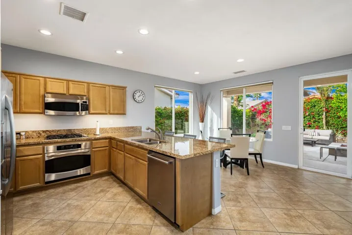 24-web-or-mls-JMJoshua_OPMG_0126_025