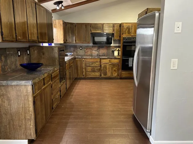 18461 Santa Anita Street, Tehachapi, California 93561