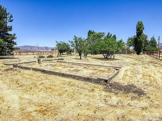 18461 Santa Anita Street, Tehachapi, California 93561