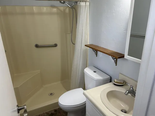 18461 Santa Anita Street, Tehachapi, California 93561