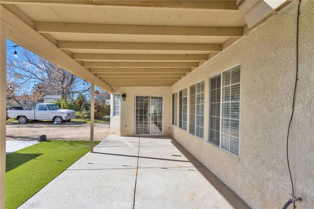 18507 Westlawn Street, Hesperia, California 92345 home-pic-23