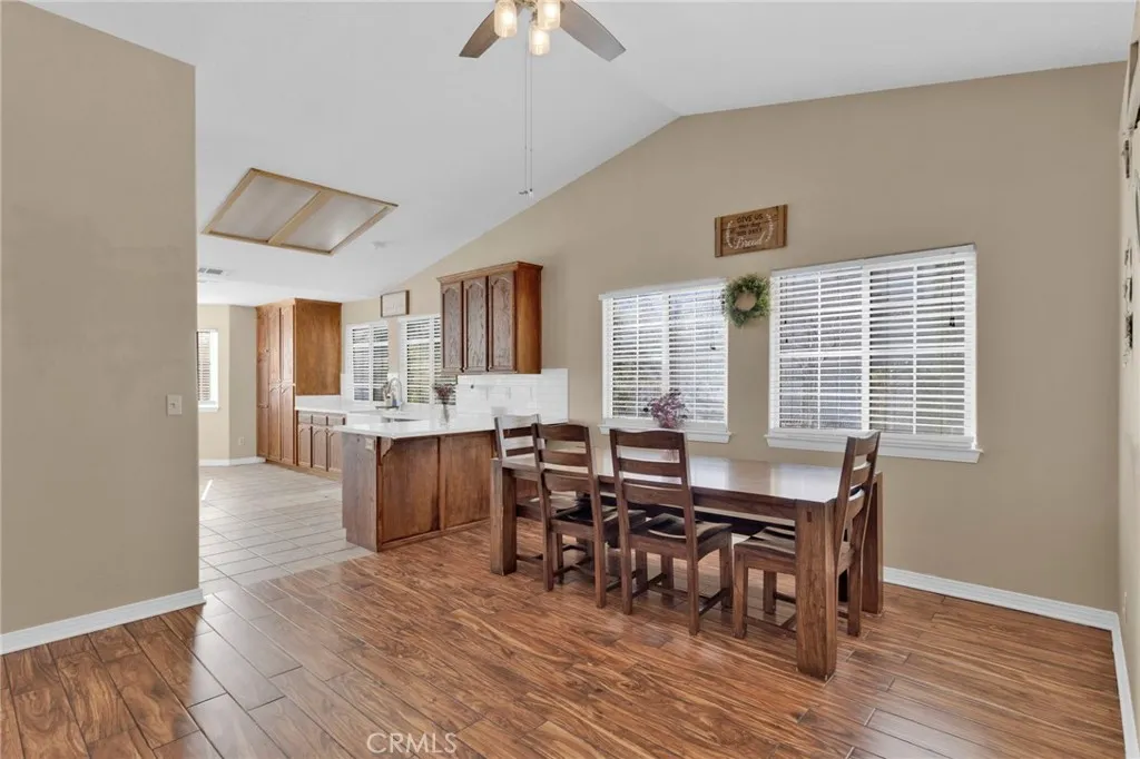 18507 Westlawn Street, Hesperia, California 92345 home-pic-8