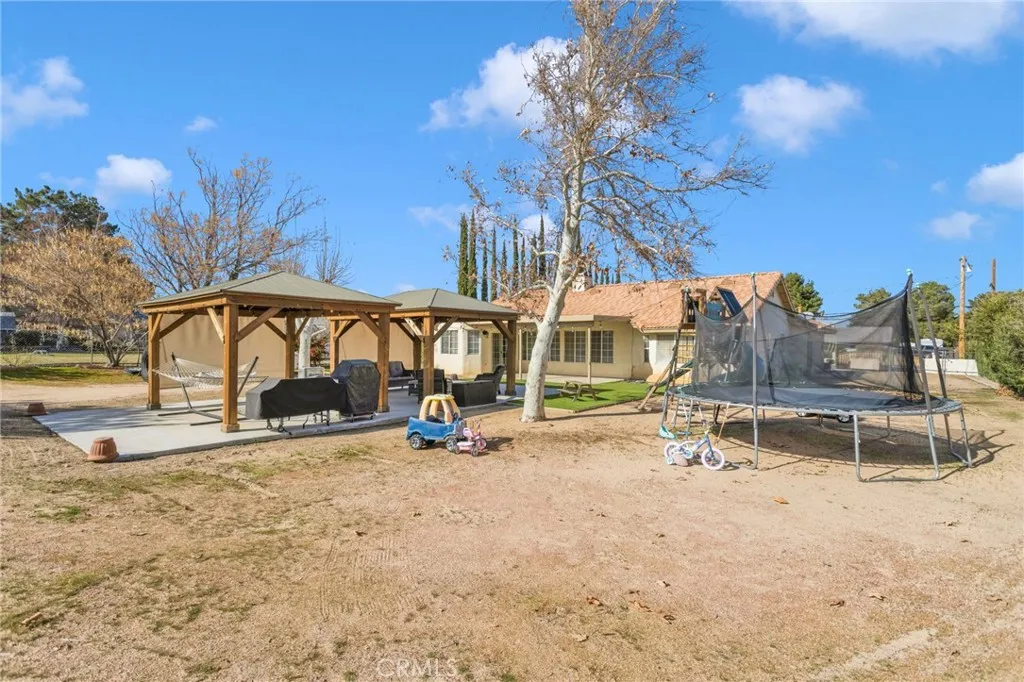 18507 Westlawn Street, Hesperia, California 92345 home-pic-27