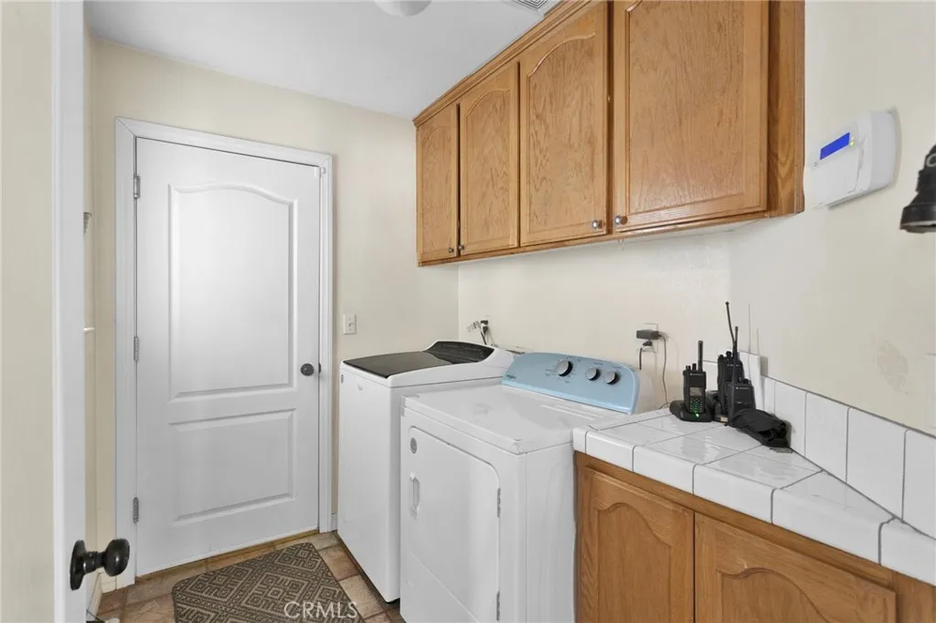 18507 Westlawn Street, Hesperia, California 92345 home-pic-19