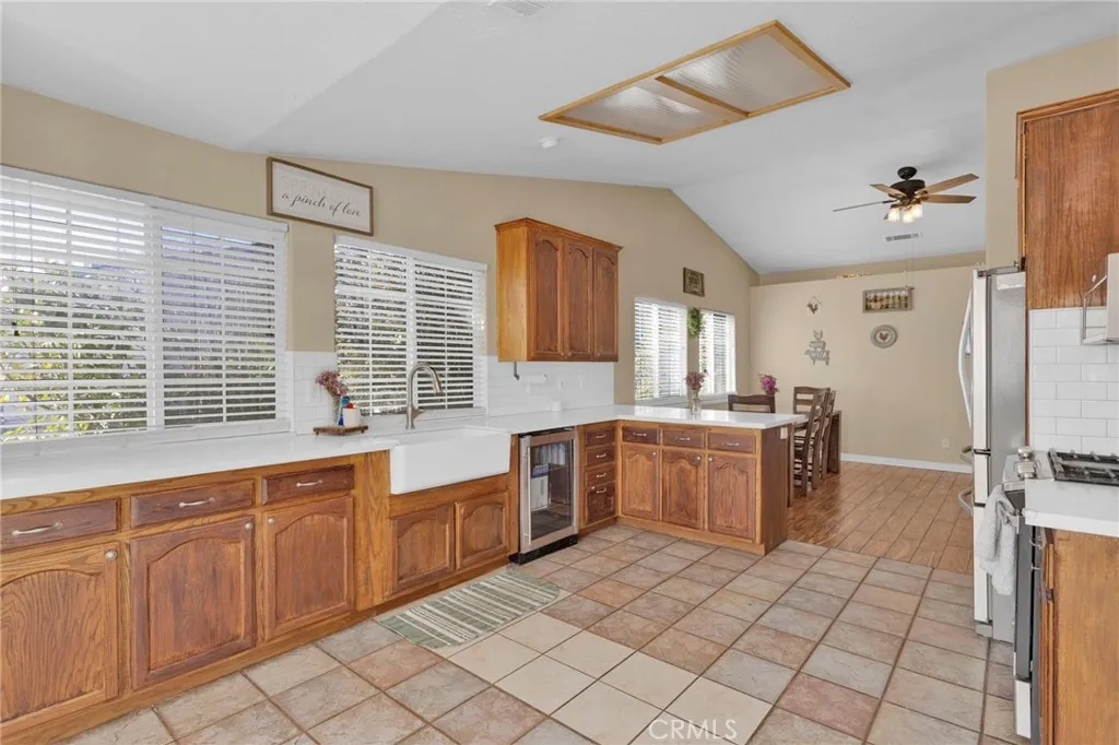 18507 Westlawn Street, Hesperia, California 92345 home-pic-11