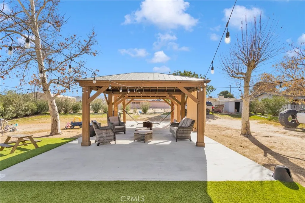 18507 Westlawn Street, Hesperia, California 92345 home-pic-26