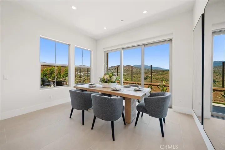 122 Mossvine, Irvine, California 92618