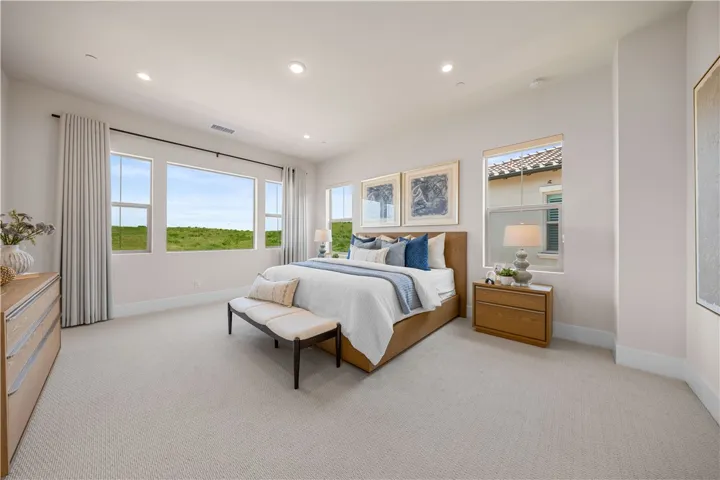 122 Mossvine, Irvine, California 92618