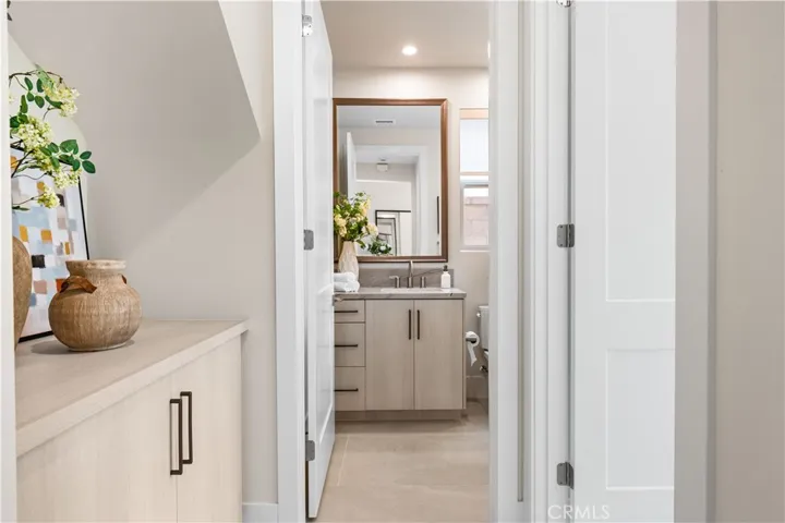 122 Mossvine, Irvine, California 92618