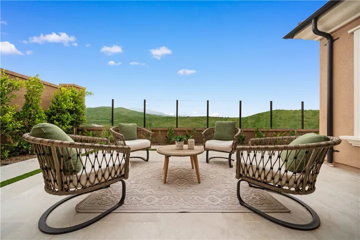 122 Mossvine, Irvine, California 92618