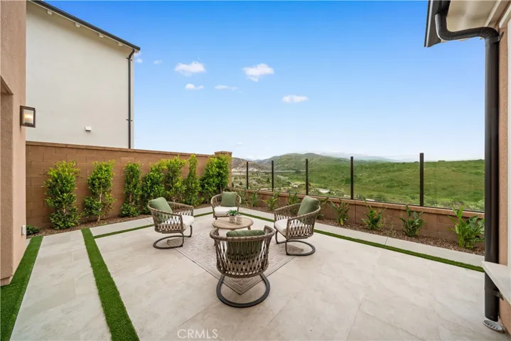 122 Mossvine, Irvine, California 92618