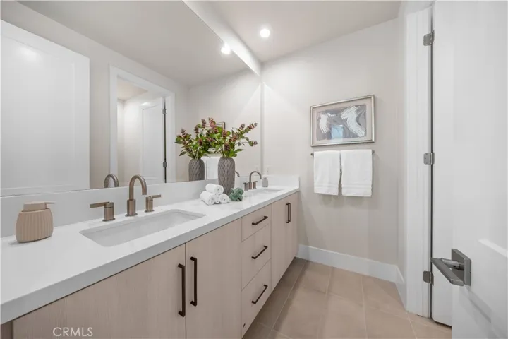 122 Mossvine, Irvine, California 92618