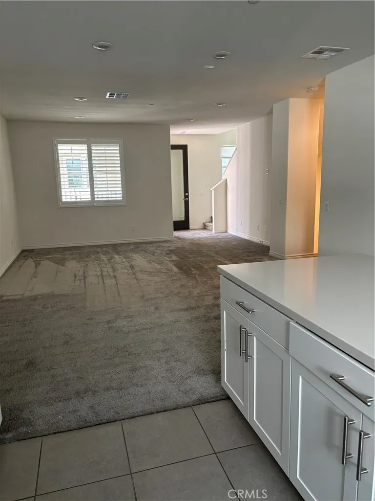 1395 Reliance, Carson, California 90746 home-pic-9