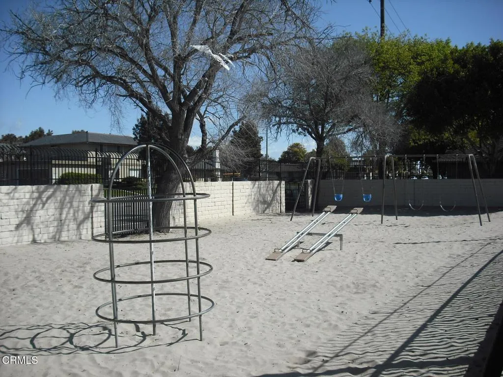 2620 Tiller Avenue, Port Hueneme, California 93041 home-pic-10