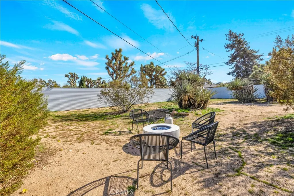56527 Bonanza Drive, Yucca Valley, California 92284 home-pic-31