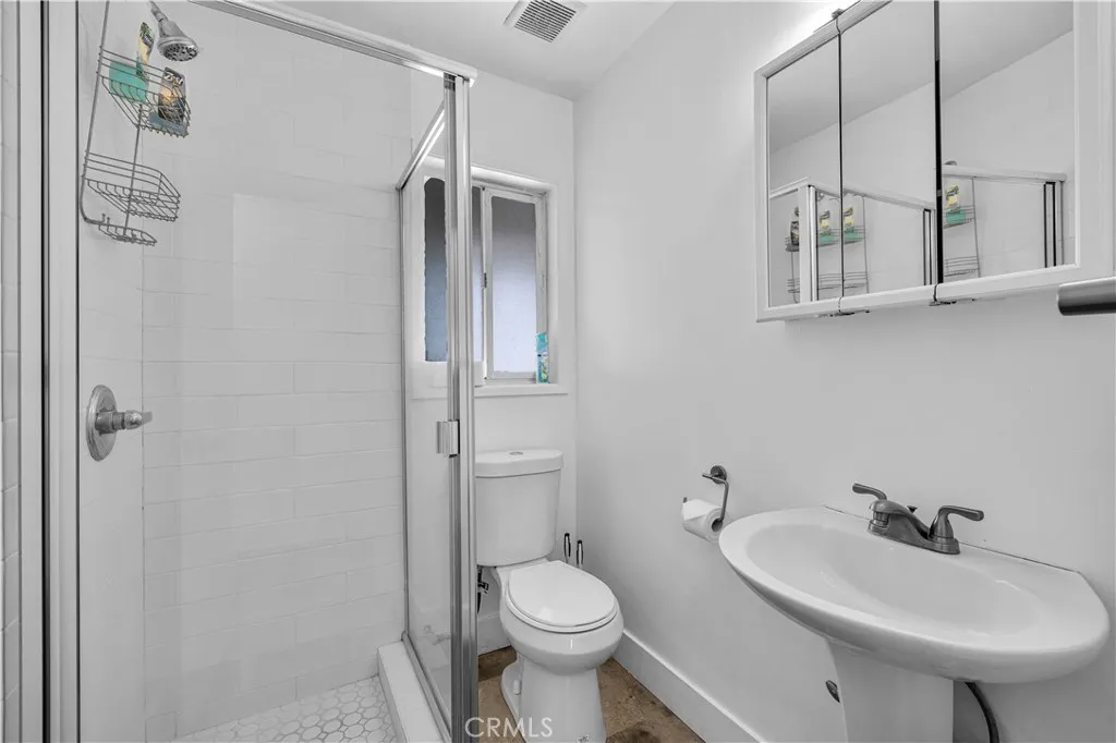 56527 Bonanza Drive, Yucca Valley, California 92284 home-pic-20