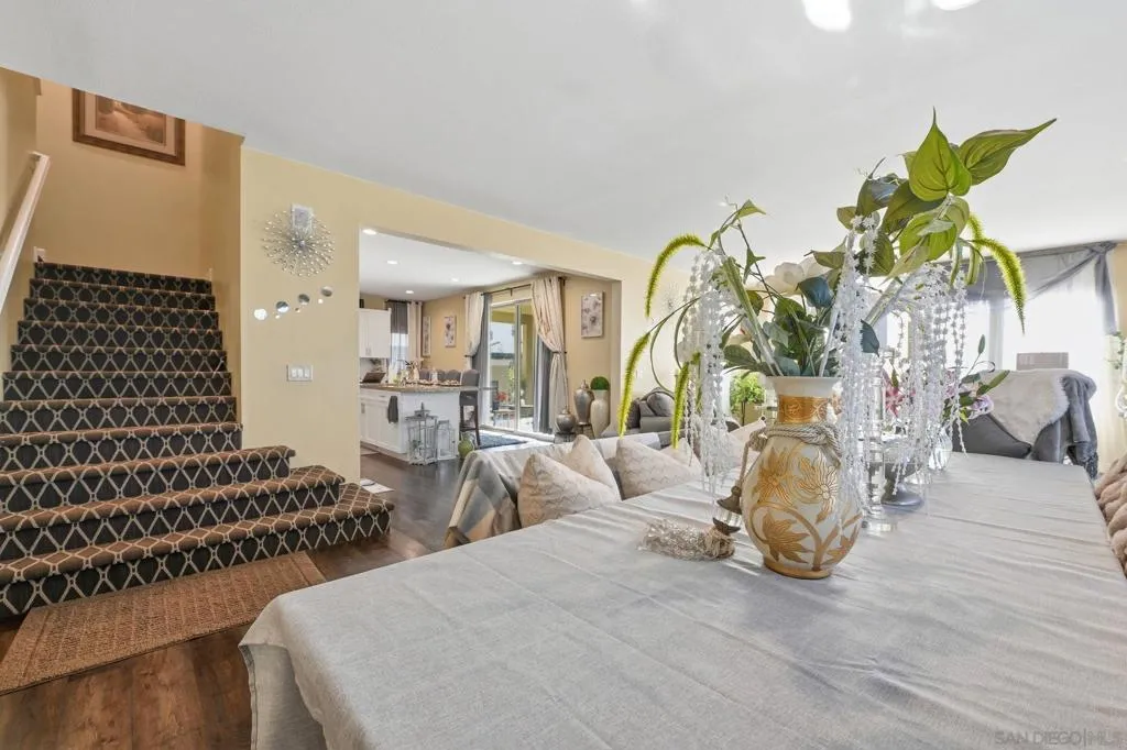 1124 Camino Levante, Chula Vista, California 91913 home-pic-15