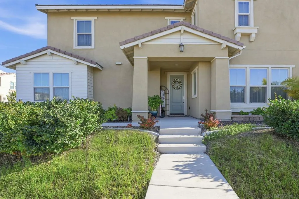1124 Camino Levante, Chula Vista, California 91913 home-pic-4