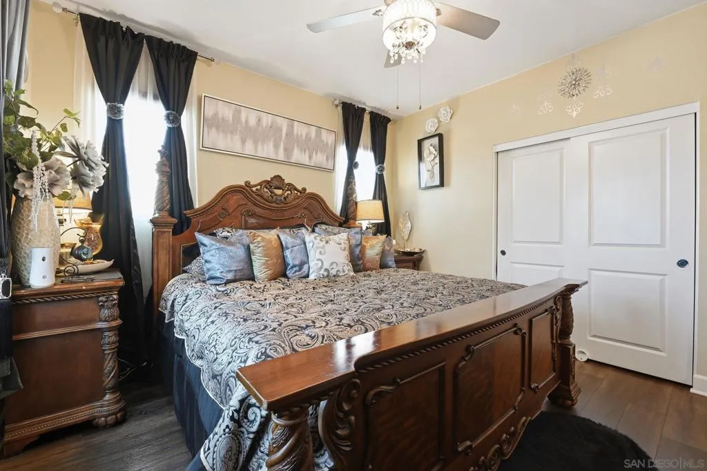 1124 Camino Levante, Chula Vista, California 91913 home-pic-28