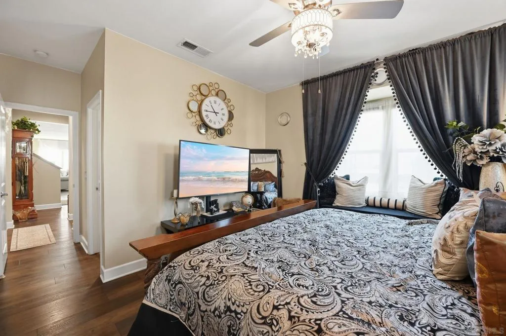 1124 Camino Levante, Chula Vista, California 91913 home-pic-26