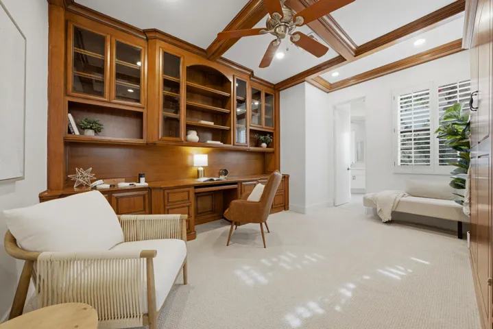 Bd 3, office, or den off of foyer