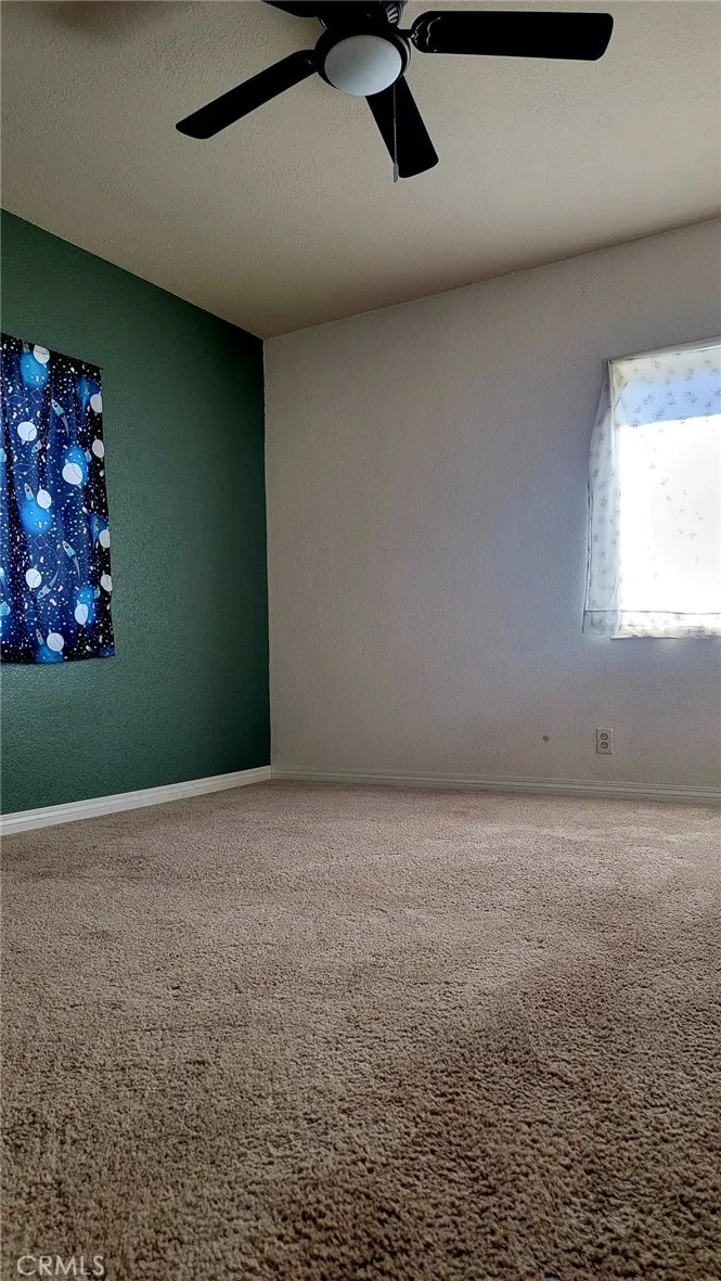 9454 Frankfort Avenue, Fontana, California 92335 home-pic-16