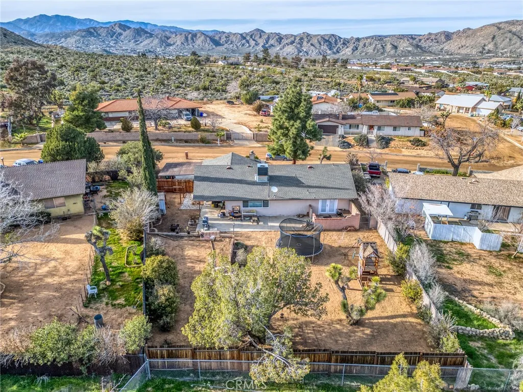 8181 Church, Yucca Valley, California 92284 home-pic-33