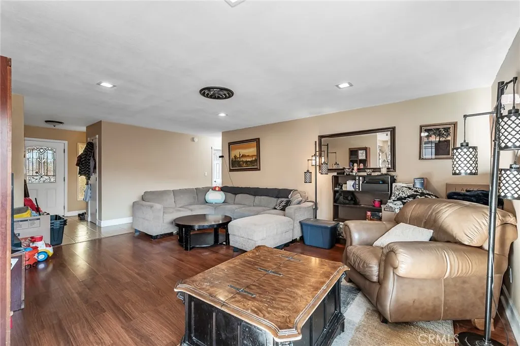 8181 Church, Yucca Valley, California 92284 home-pic-7