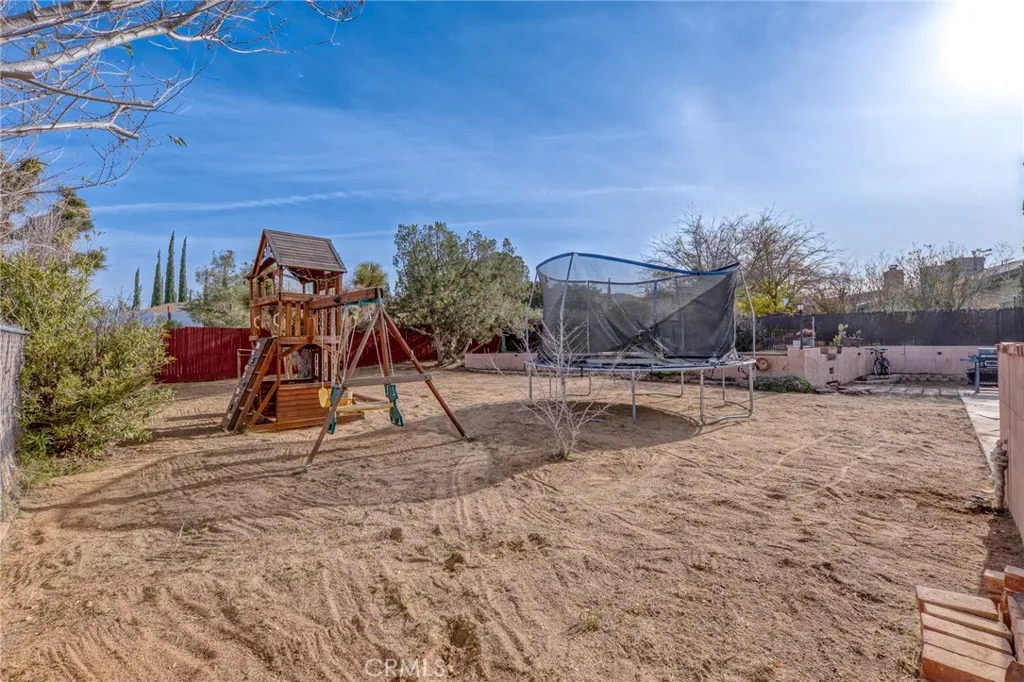 8181 Church, Yucca Valley, California 92284 home-pic-24