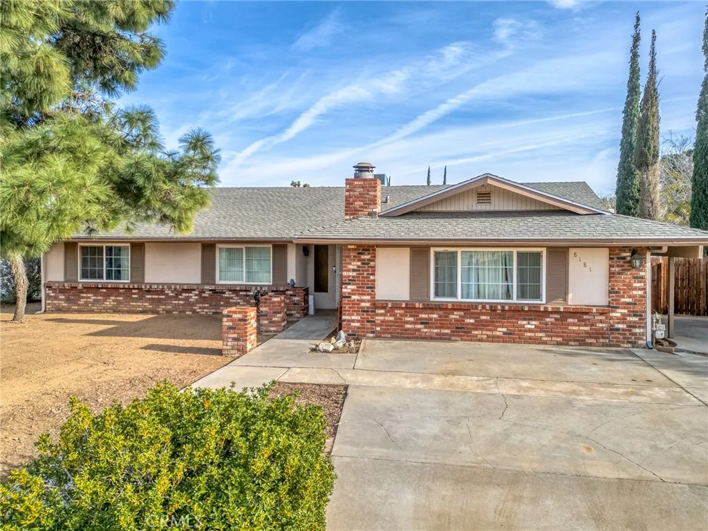 8181 Church, Yucca Valley, California 92284 home-pic-3