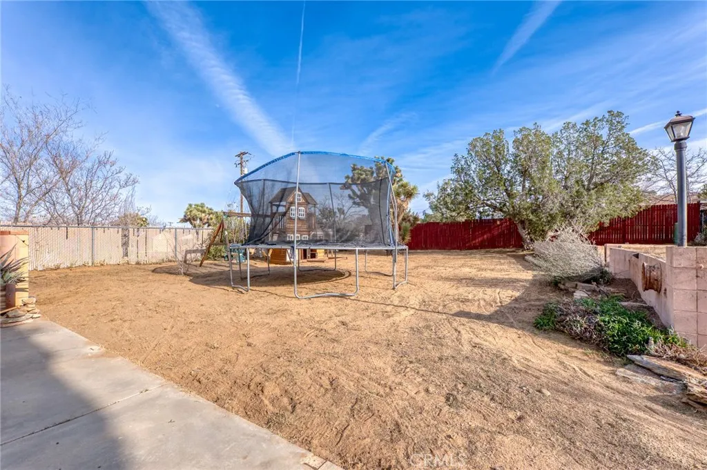8181 Church, Yucca Valley, California 92284 home-pic-23