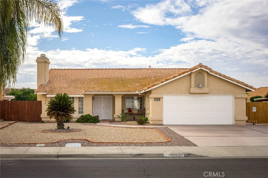 27563 Pinckney, Menifee, California 92586 home-pic-1