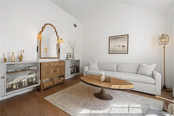 1043 Southwood Drive F, San Luis Obispo, California 93401