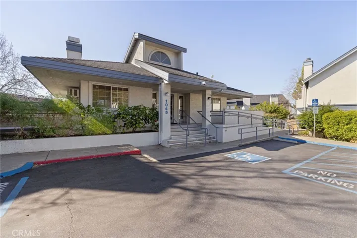 1043 Southwood Drive F, San Luis Obispo, California 93401