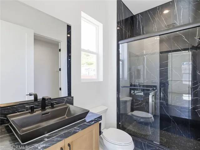 Secondary Bathroom 1: Zircon Modern Farmhouse - Hidden Oaks Collection - Homesite 33