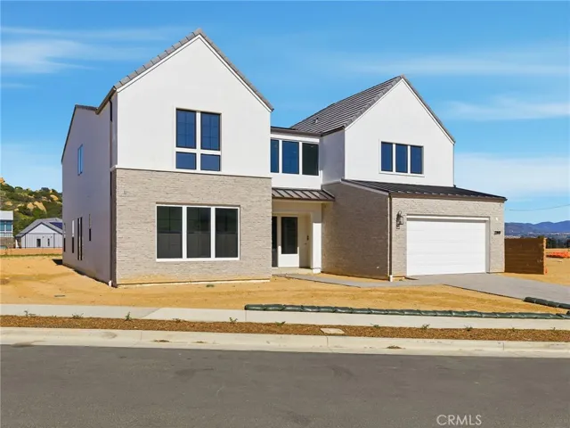 Front Elevation: Zircon Modern Farmhouse - Hidden Oaks Collection - Homesite 33