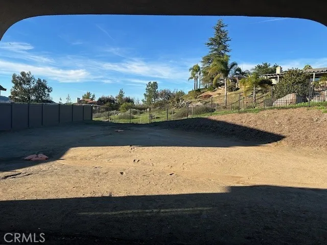 1391 Amanda Glen N, Escondido, California 92029 home-pic-10