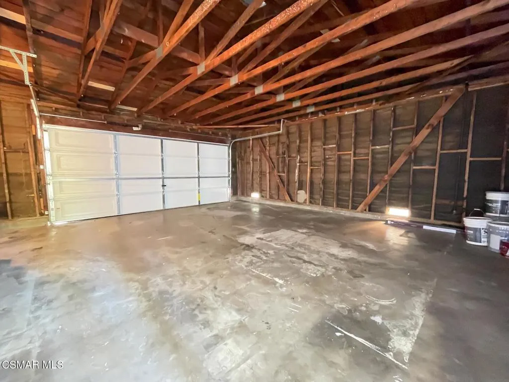 4881 Muirwood Court E, Simi Valley, California 93063 home-pic-21