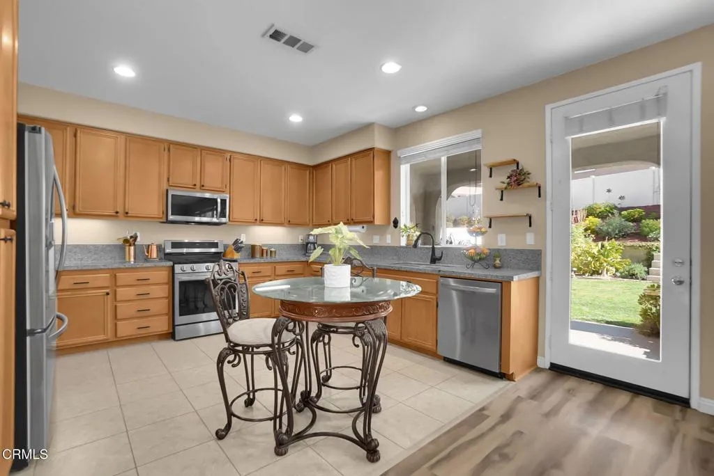 11052 Picard Place, Beaumont, California 92223 home-pic-18