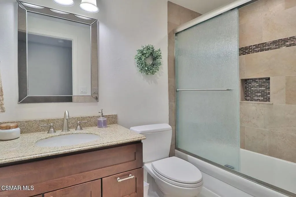 3550 Woodhaven Street, Simi Valley, California 93063 home-pic-15