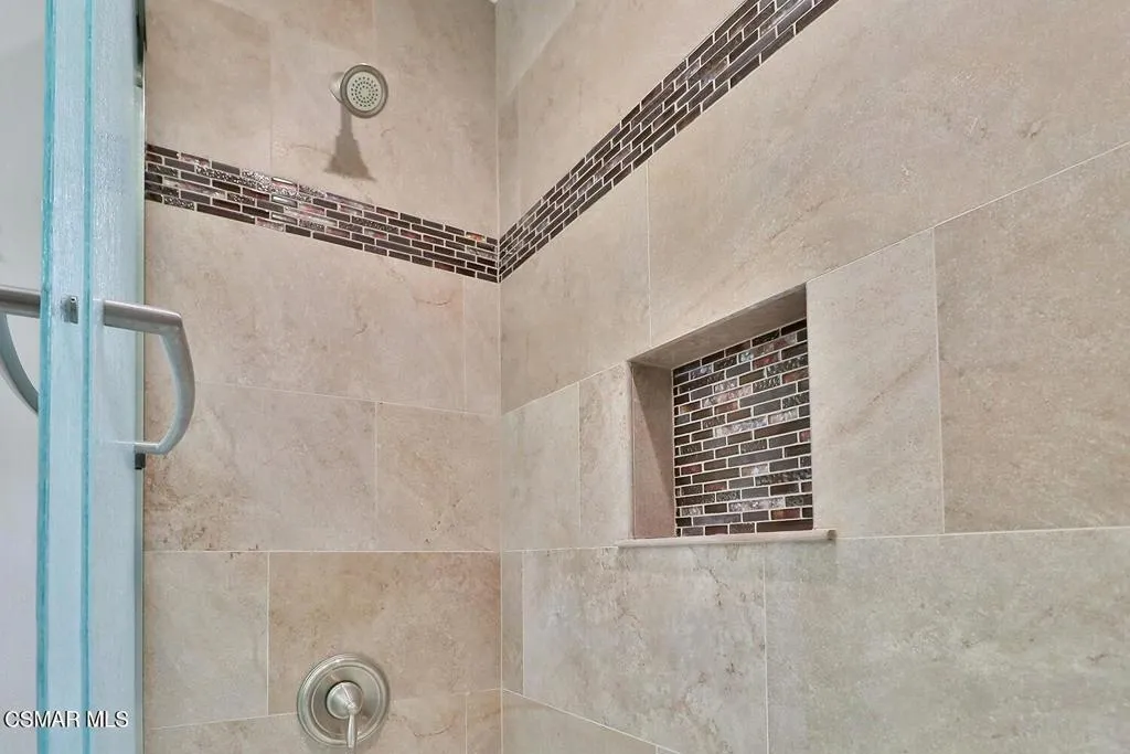 3550 Woodhaven Street, Simi Valley, California 93063 home-pic-19